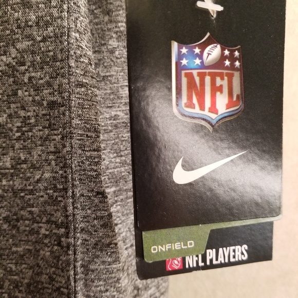 Nfl on the field Philadelphia eagles wentz #11 2x - Picture 6 of 8